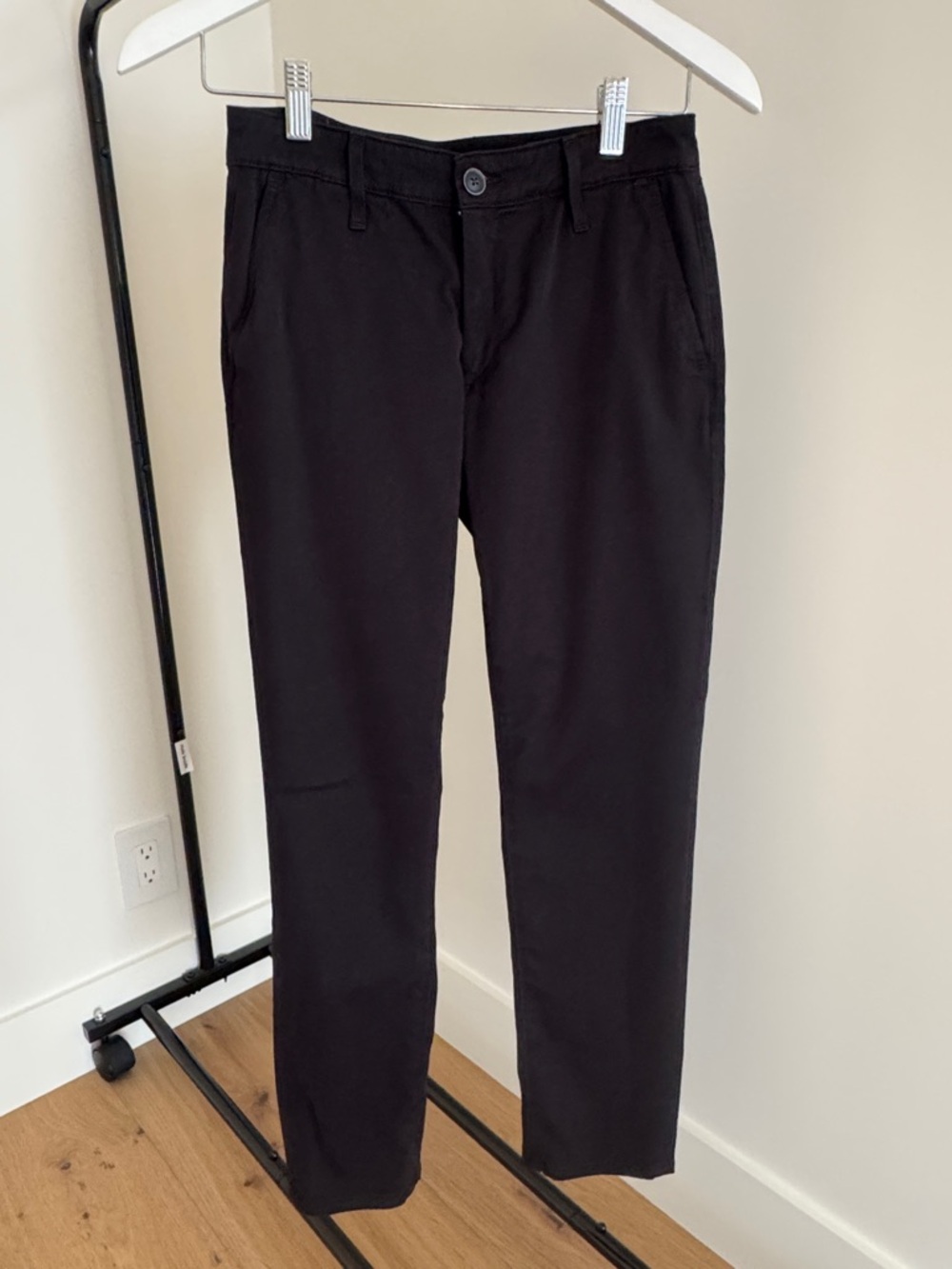 AG Caden Tailored Trouser in Black